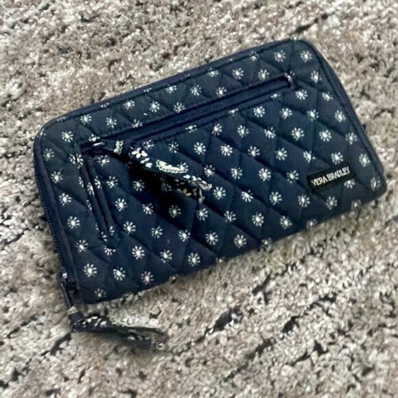 Vera Bradley blue floral Boho wallet long navy blue Excellet condition - Picture 12 of 13